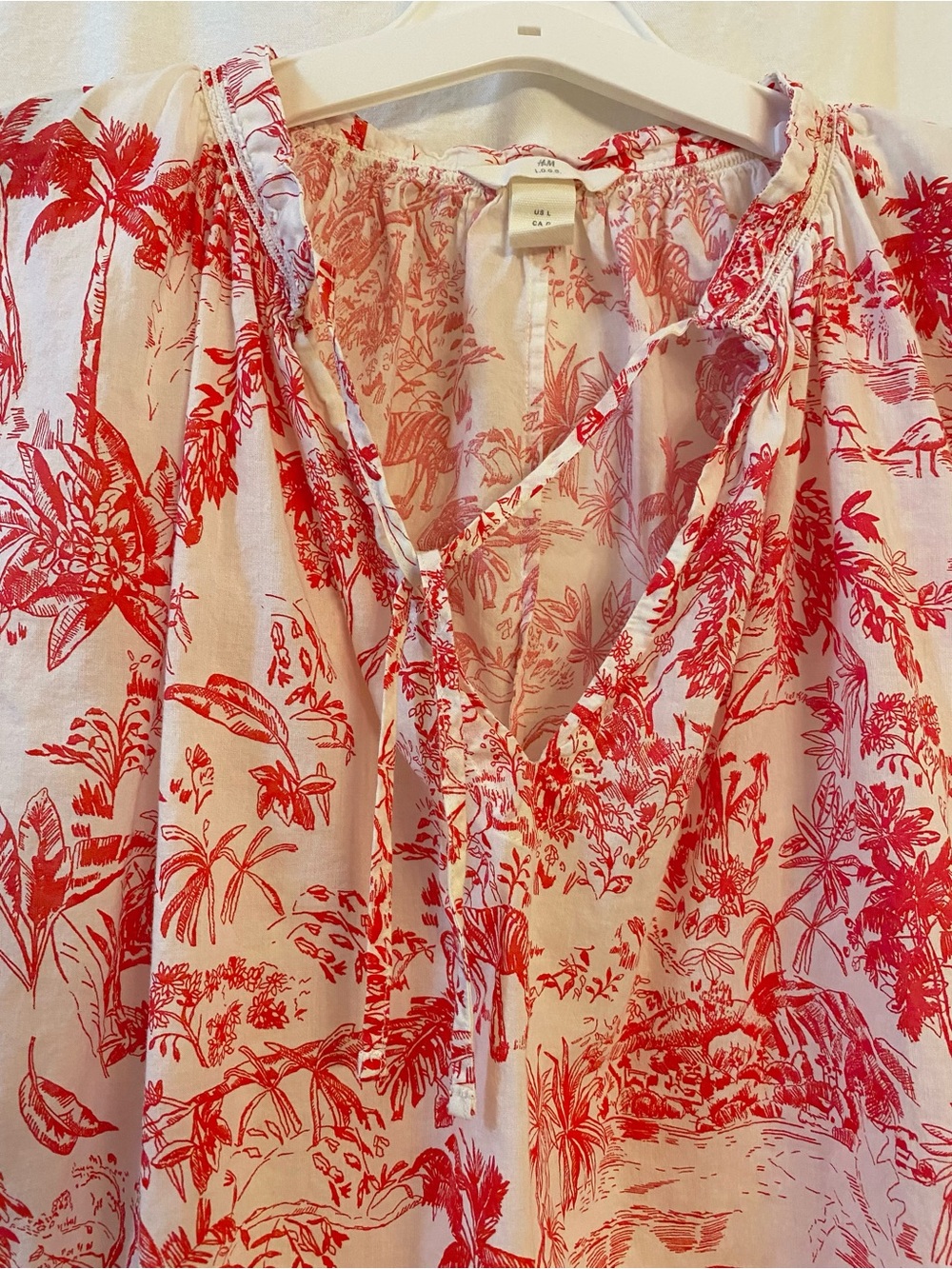 H&M Red & White Cotton Short Sleeve Lightweight Pullover W/Tie. EUC. Sz Lg. - Picture 2 of 14